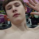 Знакомства: Макс, 18 лет, Курган