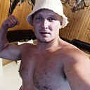 Знакомства: Артём, 32 года, Симферополь