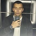 Знакомства: Кіріл, 20 лет, Львов