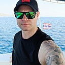 Знакомства: Артём, 38 лет, Магадан