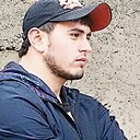 Знакомства: Ману, 26 лет, Магадан