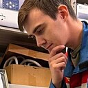 Знакомства: Антон, 25 лет, Красноярск