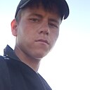 Знакомства: Олег, 27 лет, Астана