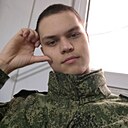 Знакомства: Данил, 21 год, Красный Сулин