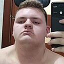 Знакомства: Максим, 18 лет, Клецк