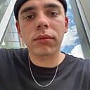 Знакомства: Макс, 29 лет, Тюмень