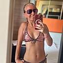 Знакомства: Ольга, 40 лет, Москва