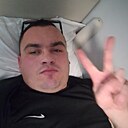 Знакомства: Виктор, 34 года, Оренбург