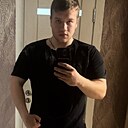 Знакомства: Кирилл, 24 года, Тюмень