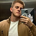 Знакомства: Кирилл, 20 лет, Москва