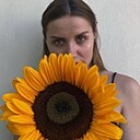 Знакомства: Alena, 22 года, Луганск