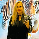 Знакомства: Лена, 39 лет, Владивосток