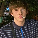Знакомства: Кирилл, 19 лет, Волжский