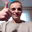 Знакомства: Максим, 33 года, Макеевка