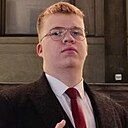 Знакомства: Влад, 18 лет, Екатеринбург