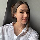 Знакомства: Юлия, 27 лет, Санкт-Петербург