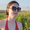 Знакомства: Виктория, 20 лет, Геническ