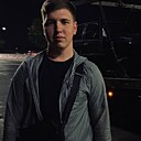 Знакомства: Виктор, 23 года, Киев