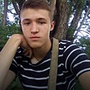 Знакомства: Максим, 22 года, Омск