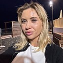 Знакомства: Юля, 34 года, Санкт-Петербург