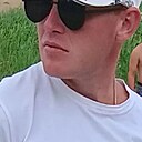 Знакомства: Александр, 31 год, Ульяновск