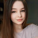 Знакомства: Лера, 22 года, Томск