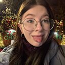 Знакомства: Елизавета, 18 лет, Москва