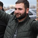 Знакомства: Кочар Барсегян, 24 года, Крымск