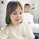 Знакомства: Юлия, 38 лет, Саратов