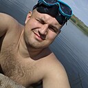 Знакомства: Илья, 32 года, Ульяновск