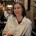 Знакомства: Аня, 22 года, Москва