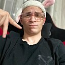 Знакомства: Александр, 23 года, Куровское