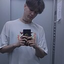 Знакомства: Данил, 23 года, Петропавловск