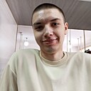 Знакомства: Толя, 21 год, Уссурийск