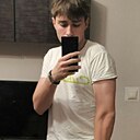 Знакомства: Александр, 18 лет, Москва