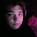 Знакомства: Максим, 18 лет, Шахты