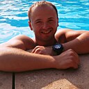 Знакомства: Иван, 25 лет, Москва