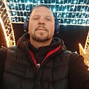 Знакомства: Yevhenii, 43 года, Познань