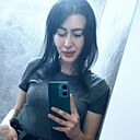 Знакомства: Кристина, 27 лет, Новомосковск