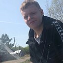 Знакомства: Денис, 22 года, Назарово