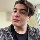 Знакомства: Кирилл, 18 лет, Москва