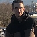 Знакомства: Максим, 22 года, Барнаул