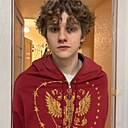 Знакомства: Максим, 18 лет, Москва