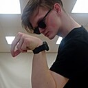 Знакомства: Максим, 20 лет, Санкт-Петербург