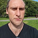 Знакомства: Виталий, 32 года, Псков