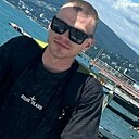 Знакомства: Александр, 27 лет, Омск
