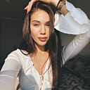 Знакомства: Вика, 25 лет, Краснодар