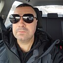 Знакомства: Роман, 40 лет, Волхов