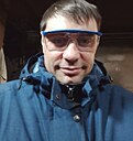 Знакомства: Виктор, 36 лет, Полевской