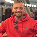 Знакомства: Виктор, 36 лет, Орел